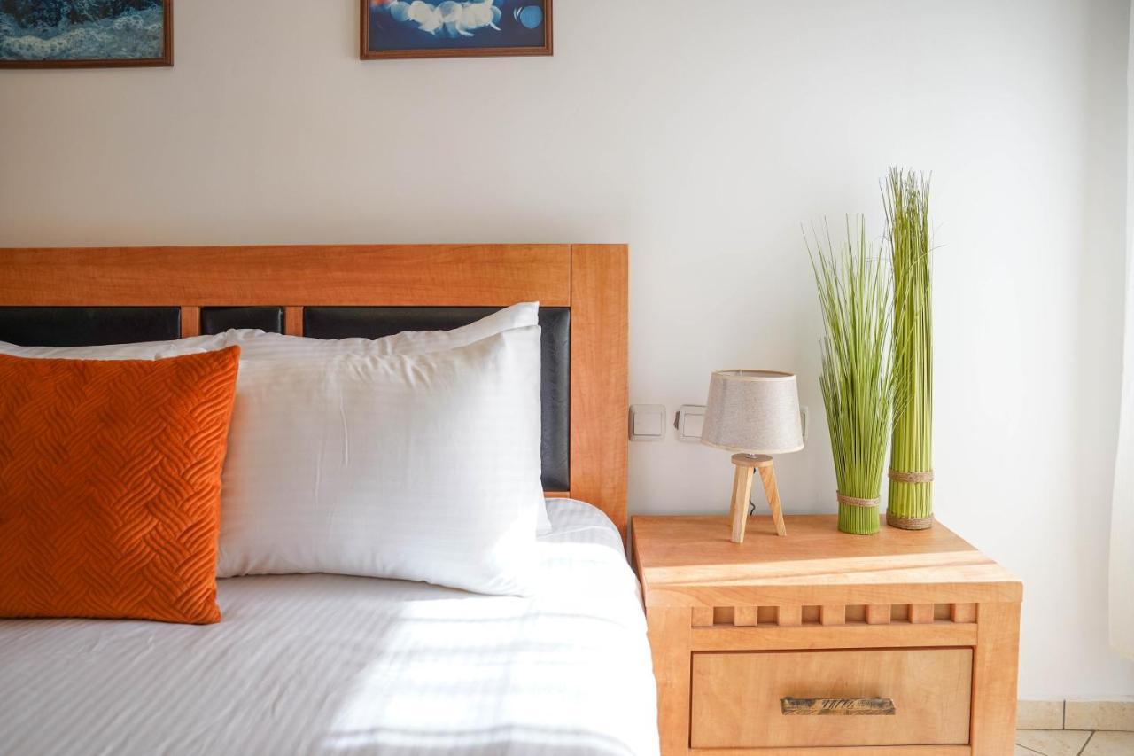 Two Bed Room Apartment 5 Min Walk To The Beach Eilat Exteriör bild