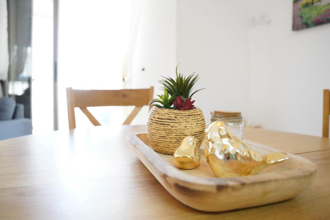 Two Bed Room Apartment 5 Min Walk To The Beach Eilat Exteriör bild